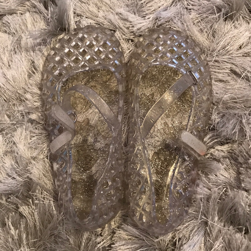 Size 10 old navy jelly sandals